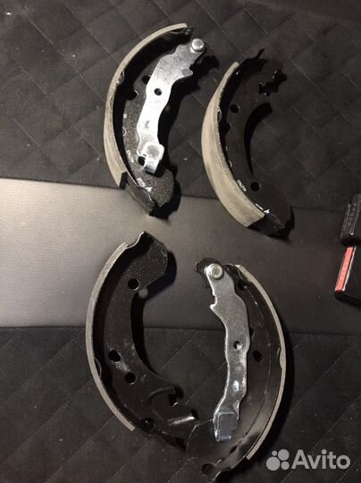 Тормозные колодки nissan задние барабан