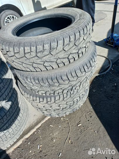 Yokohama IceGuard Stud IG65 225/65 R17