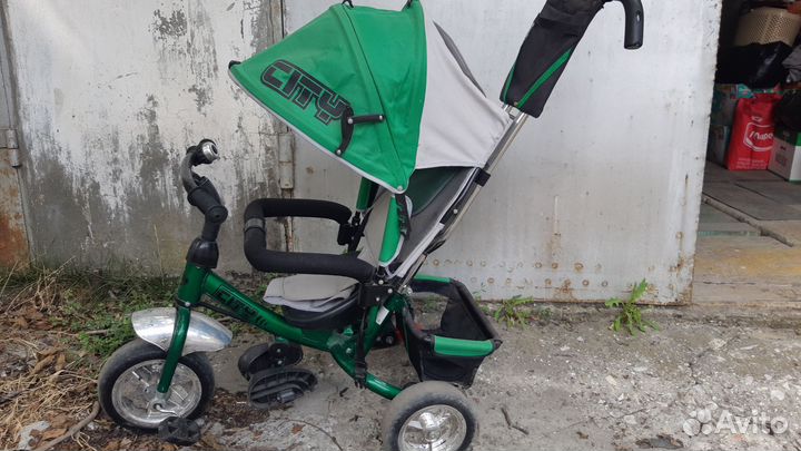 Детский трехколесный велосипед