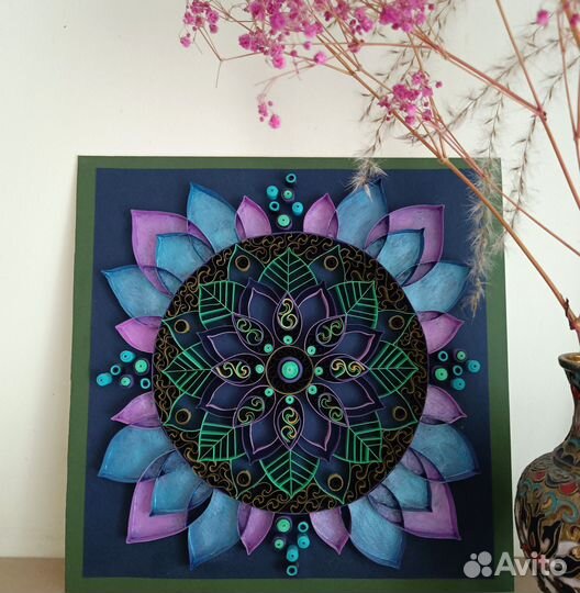 Декоративное панно в технике квиллинг