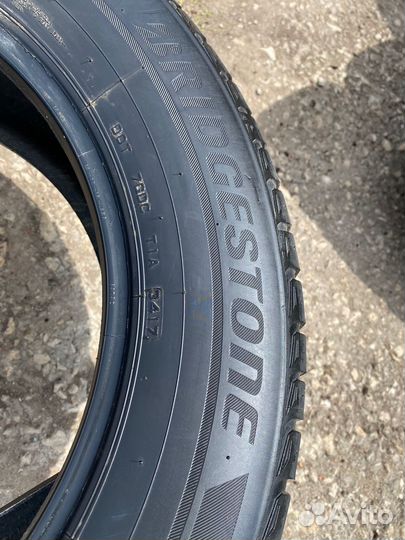 Bridgestone Blizzak LM-80 Evo 235/60 R18