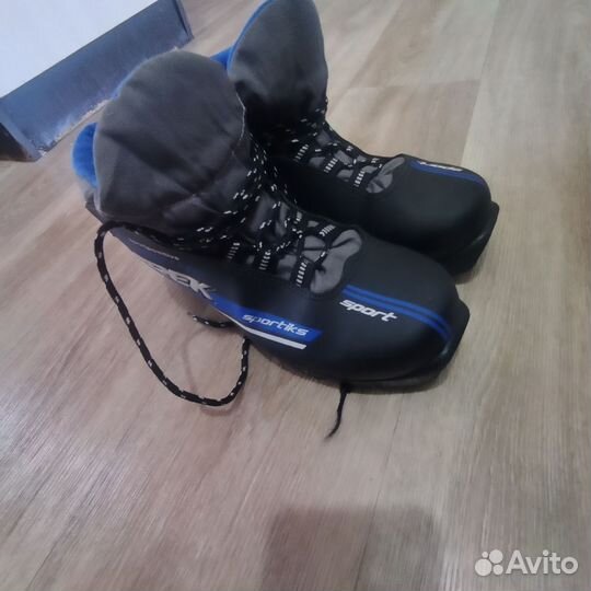 Лыжные ботинки 39 размер