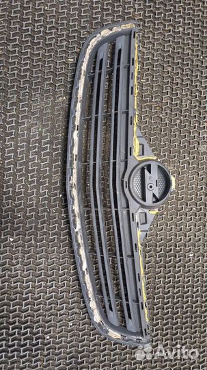 Решетка радиатора Opel Combo, 2016