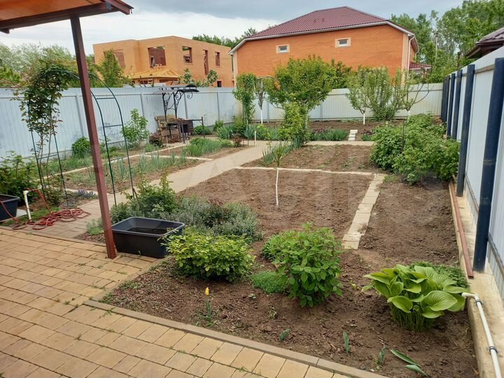 Дом 90 м² на участке 4 сот.