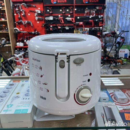 Фритюрница Vitek VT 1533