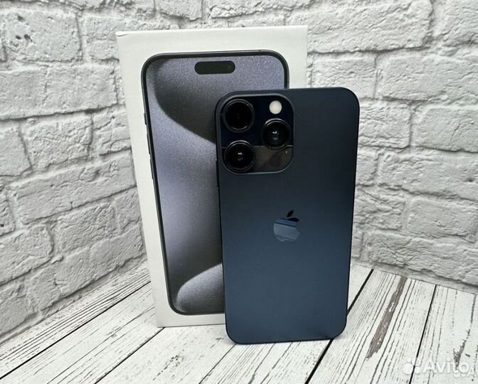 iPhone XR в корпусе 15 Pro Blue Titanium