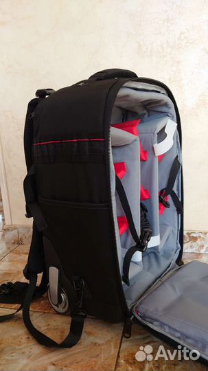 Фото Рюкзак на колёсах