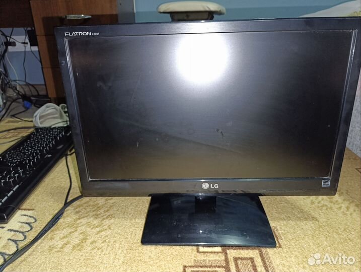 Монитор Lg Flatron E1941S-BN
