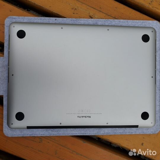 Apple MacBook Pro 13 2015 8/128gb
