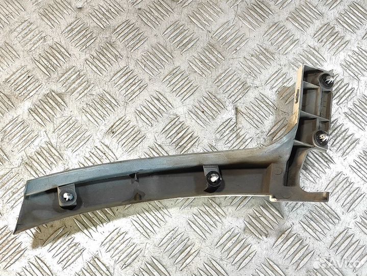 Молдинг крыла заднего левый Subaru Forester S11