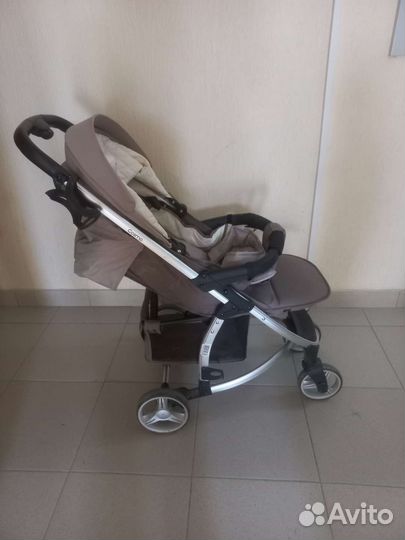 Продам прогулочную коляску
