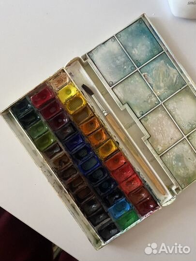 Краски акварельные