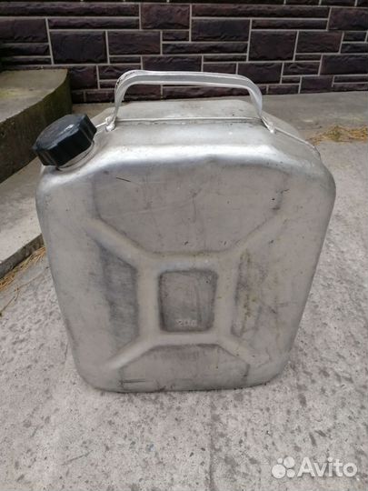 Канистра 20л