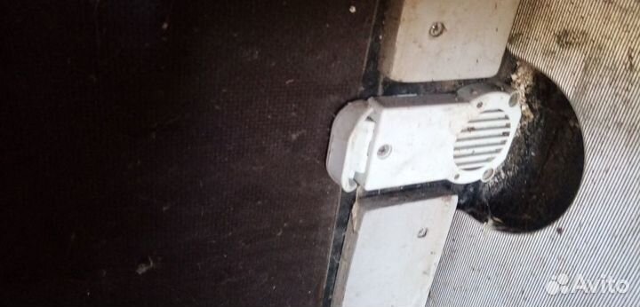 Лодка Ниссамаран Торнадо