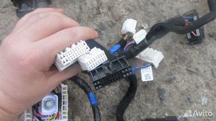 Электропроводка подторпедная (Hyundai Equus)