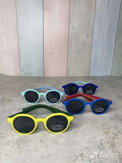Солнечные очки для детей