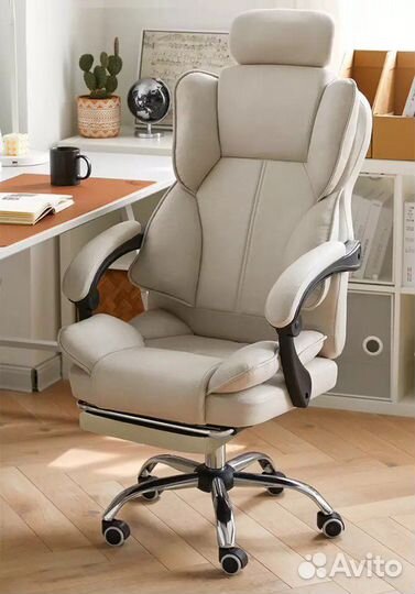 Компьютерное офисное кресло