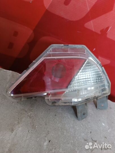 Фонарь в бампер правый Toyota RAV 4 8148042060