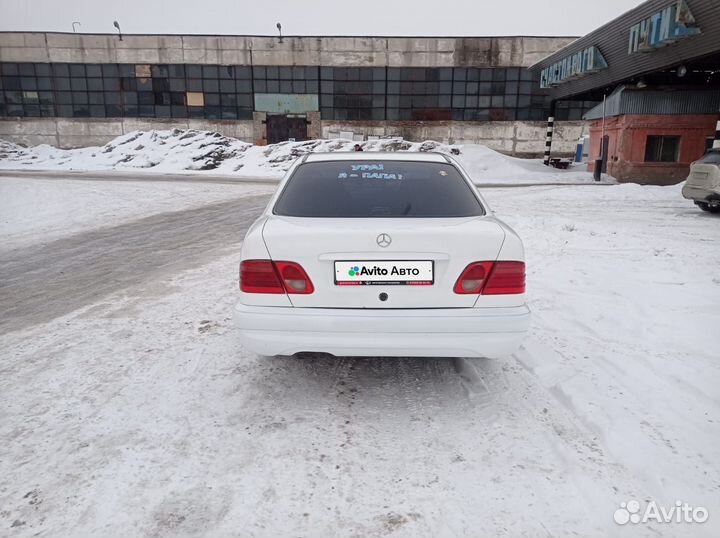 Mercedes-Benz E-класс 2.0 AT, 1996, 256 300 км