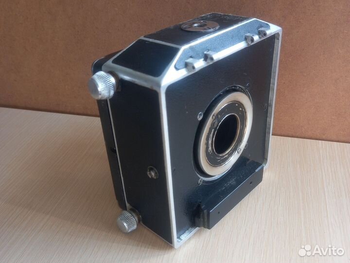 Часть от форматной камеры