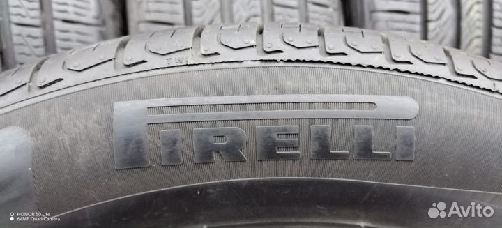 Pirelli P8FS 215/55 R17
