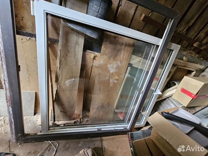 Окно с рамой (стеклопакет)
