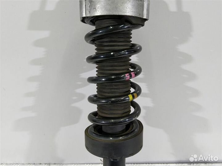 Стойка передняя Volkswagen Touareg