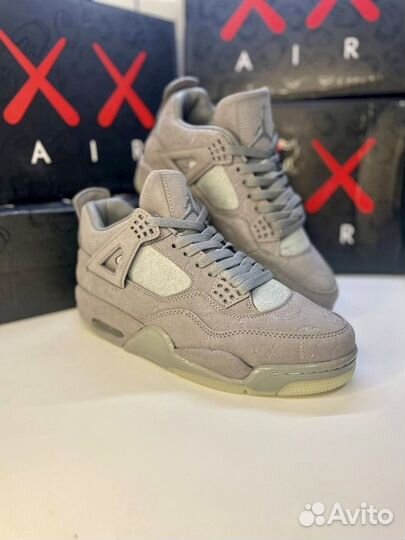 Nike Air Jordan 4 retro kaws