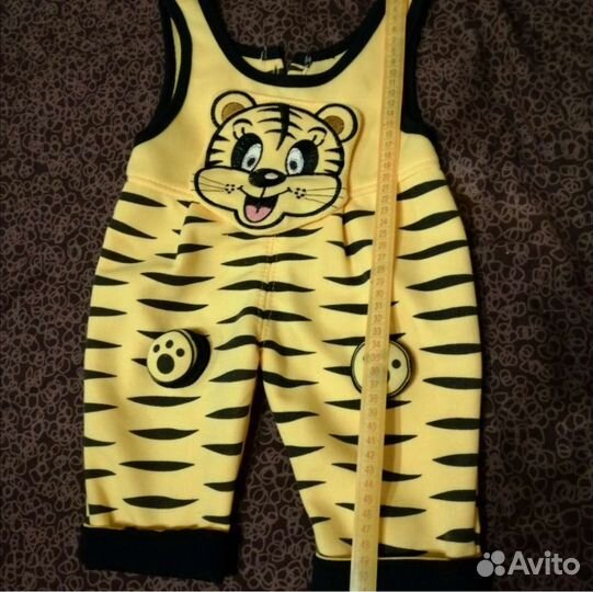 Костюм детский новый