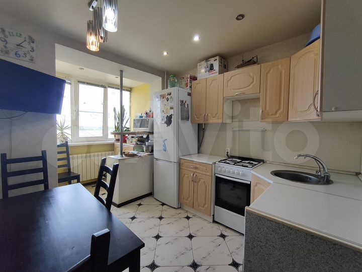 2-к. квартира, 53 м², 3/5 эт.