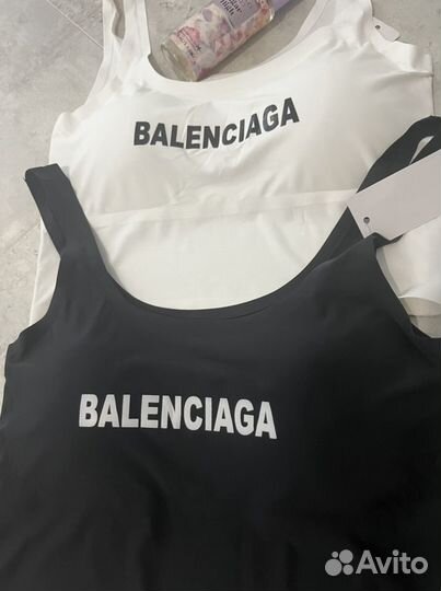 Топ balenciaga черный и белый