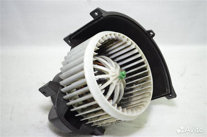 Моторчик печки Volkswagen Touareg