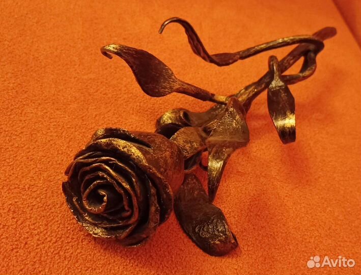 Кованая роза шикарная