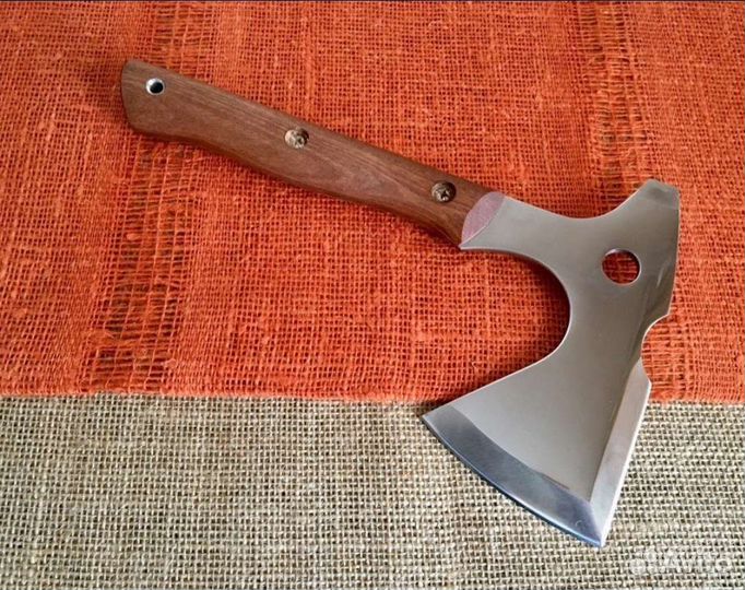 Топорик туристический