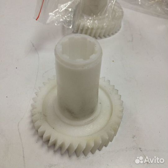 Шестерня мясорубки Bork, главная