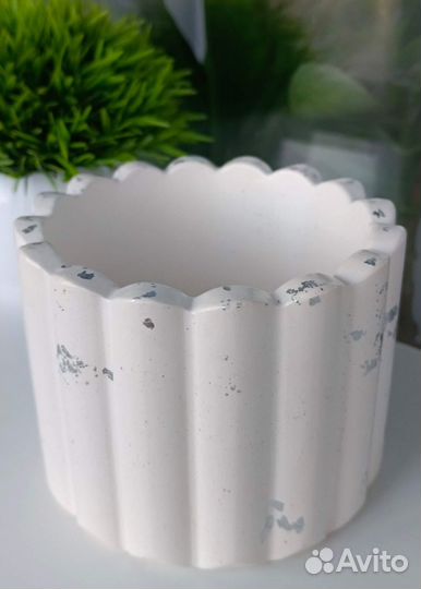 Гипсовое кашпо