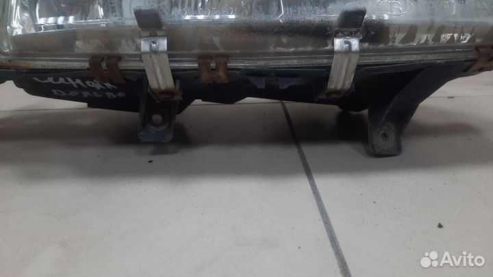 Фара передняя правая Volvo S80