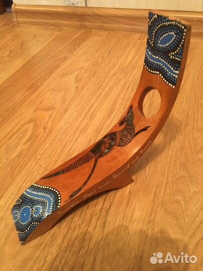 Подставка под бутылку вина