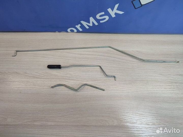 Тяга замка двери передняя левая Renault Duster 1