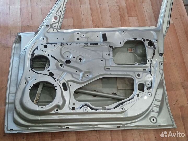 Suzuki Sx 4 2006-2012 Дверь передняя правая