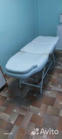 Кушетка для массажа и косметологии