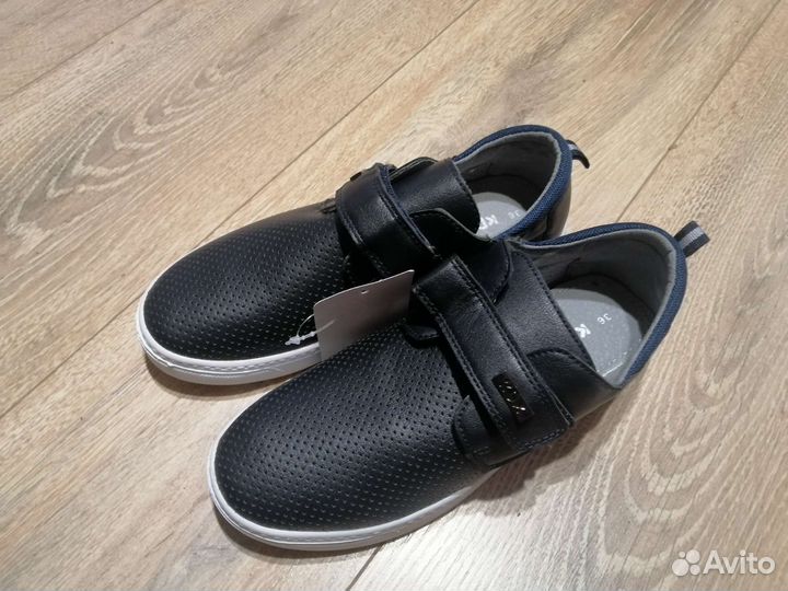 Обувь школьная