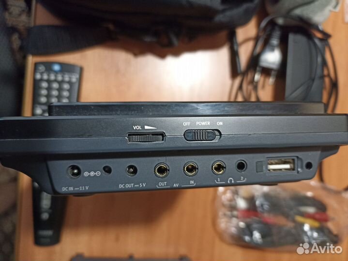 Портативный видеопроигрыватель