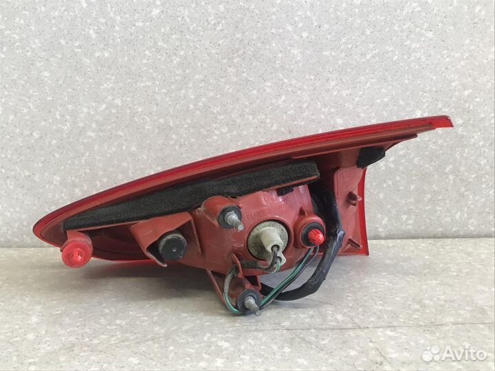 Фонарь задний внутренний левый Infiniti EX QX50 (J