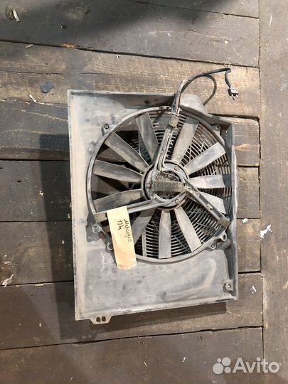 Вентилятора радиатора Mercedes-Benz W124 S124