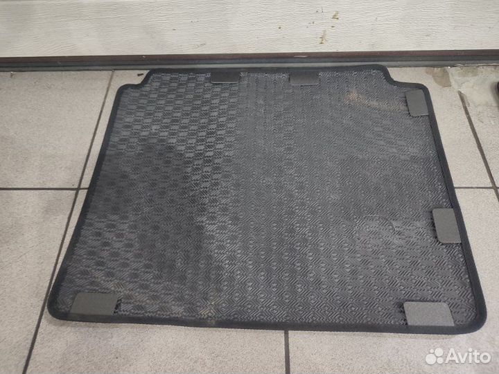 Коврики комплект Nissan X-Trail NT32-024177 MR20DD