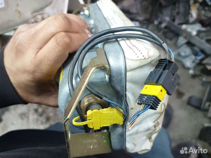 Подушка безопасности в торпеду bmw x5 e53