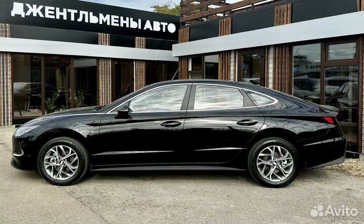 Hyundai Sonata 2.0 AT, 2023, 13 км