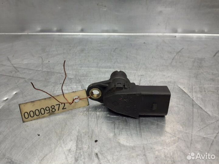 Датчик положения распредвала Volkswagen Golf