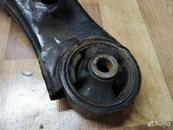 Передний правый рычаг Kia Sorento Prime 54501C5150